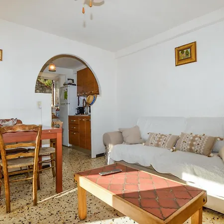 Ferienhaus Awesome In San-gavino Di Carbini San-Gavino-di-Carbini