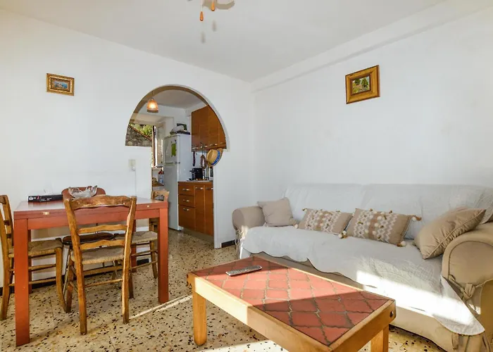 Holiday home Awesome In San-gavino Di Carbini San-Gavino-di-Carbini